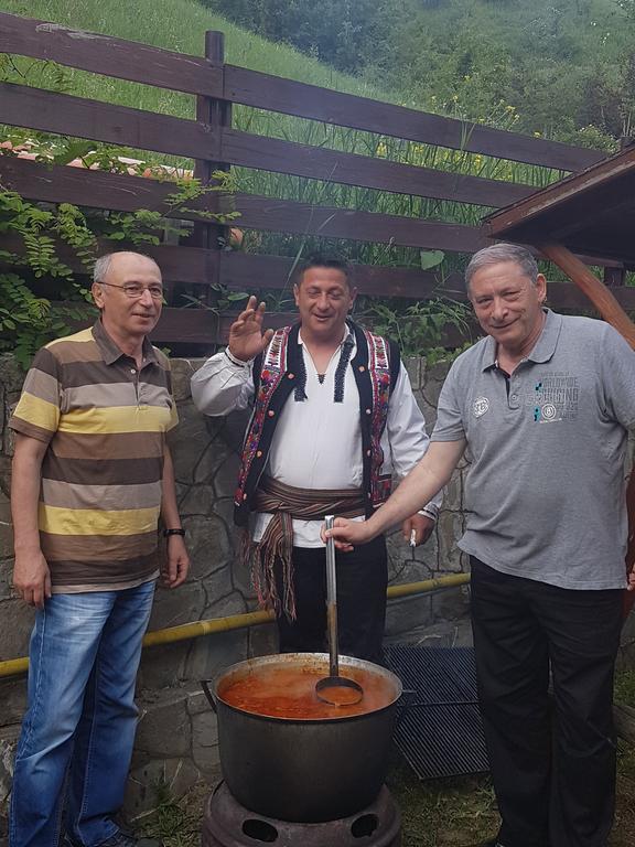 פיאטרה ניאמט Pensiunea Moldova מראה חיצוני תמונה